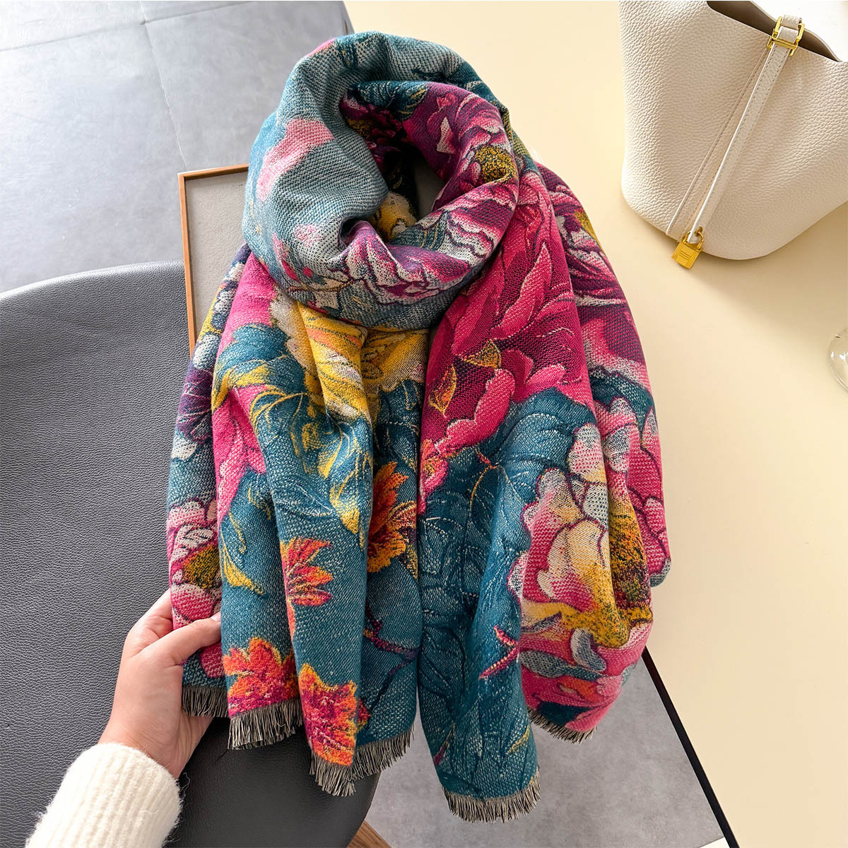 Warm Cashmere Scarf Women Shaw - Woven Scarf Blanket のレビューと価格