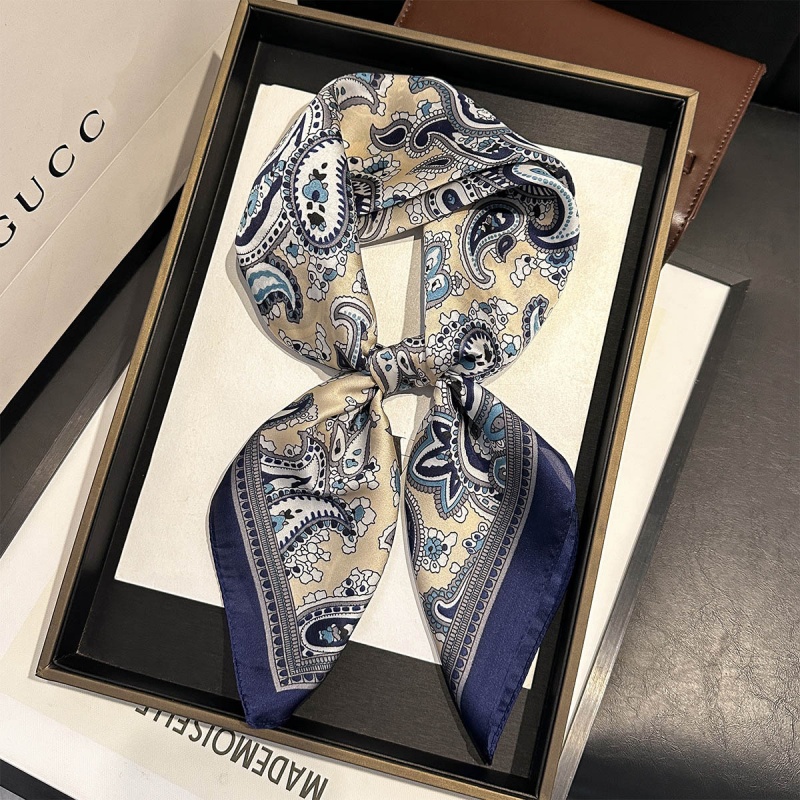 Luxury Satin Square Scarf Pais - Face Scarf Mask のレビューと価格