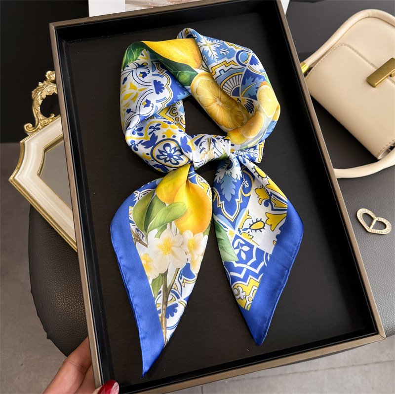 2026 New Fruit Print Silk Squa - Ascot Neck Scarf のレビューと価格