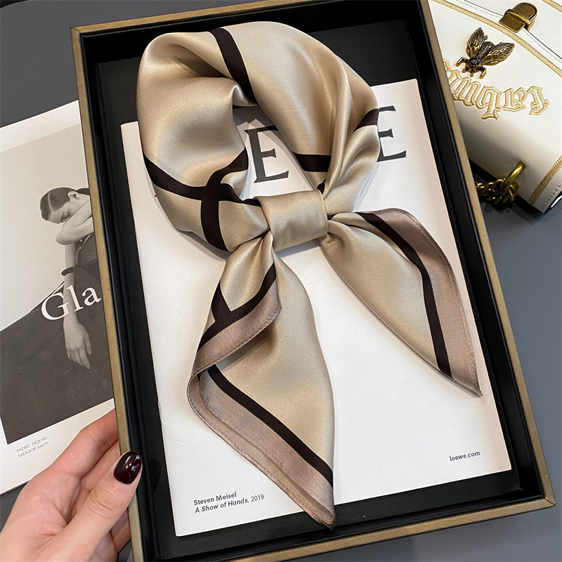100% Real Silk Scarf New 70CM  - Silk Neck Scarf のレビューと価格
