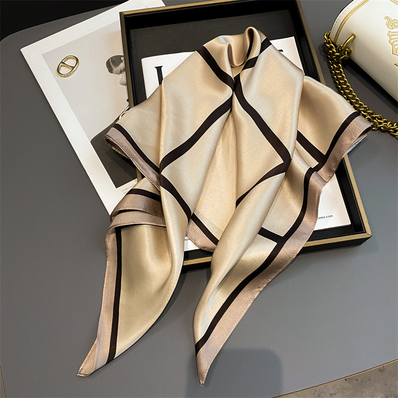100% Real Silk Scarf New 70CM  - Silk Neck Scarf のレビューと価格