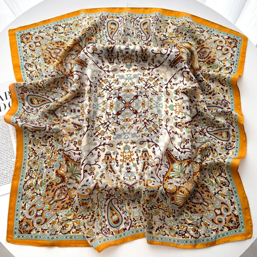 2025 Silk Shawl Square Scarf F - Bandana Cotton のレビューと価格