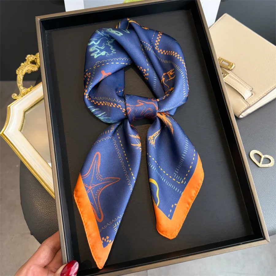 Blue Print Silk Square Scarf W - Bandana Cotton のレビューと価格