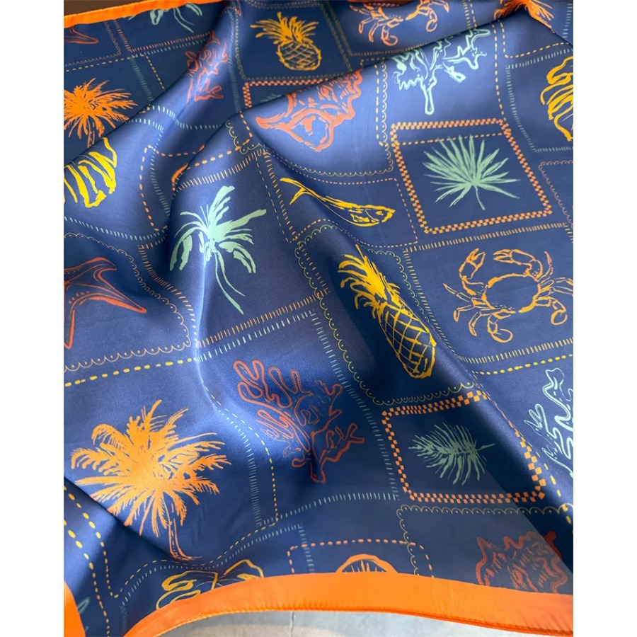Blue Print Silk Square Scarf W - Bandana Cotton のレビューと価格